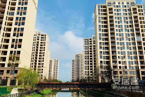 上海春天優(yōu)點 不足,上海春天怎么樣,上海春天周邊房產(chǎn)中介經(jīng)紀人評價